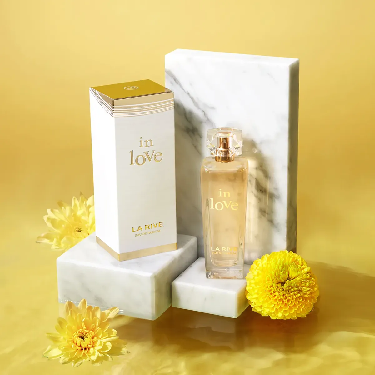  La Rive In Love